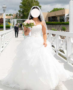 David's Bridal 'WG3830' wedding dress size-06 PREOWNED