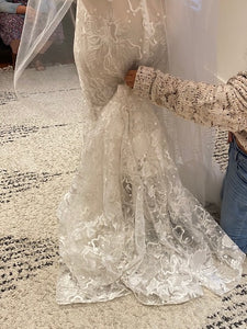 Rish 'Po: SAC 62535' wedding dress size-10 SAMPLE