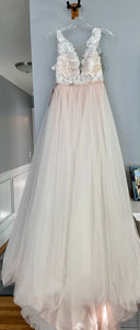 BHLDN '13720R' wedding dress size-02 NEW