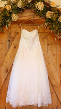 Load image into Gallery viewer, Jewel &#39;12310100&#39; wedding dress size-16 PREOWNED
