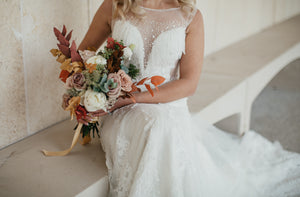 Moviani 'NA' wedding dress size-04 SAMPLE