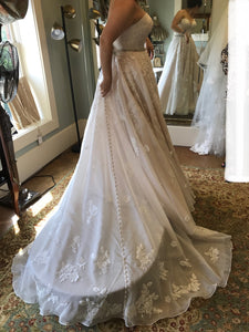 Essense of Australia 'D2698' wedding dress size-10 NEW