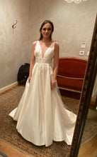 Load image into Gallery viewer, Jenny Yoo &#39;Eden&#39; wedding dress size-00 NEW
