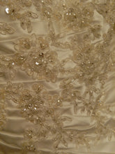 Load image into Gallery viewer, Maggie Sottero &#39;Cassandra&#39;
