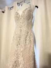 Load image into Gallery viewer, Sottero and Midgley &#39;8ss766&#39; wedding dress size-08 PREOWNED
