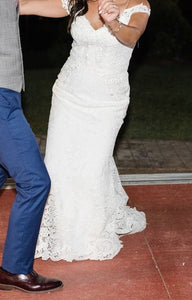 Lazaro '0137162' wedding dress size-08 PREOWNED