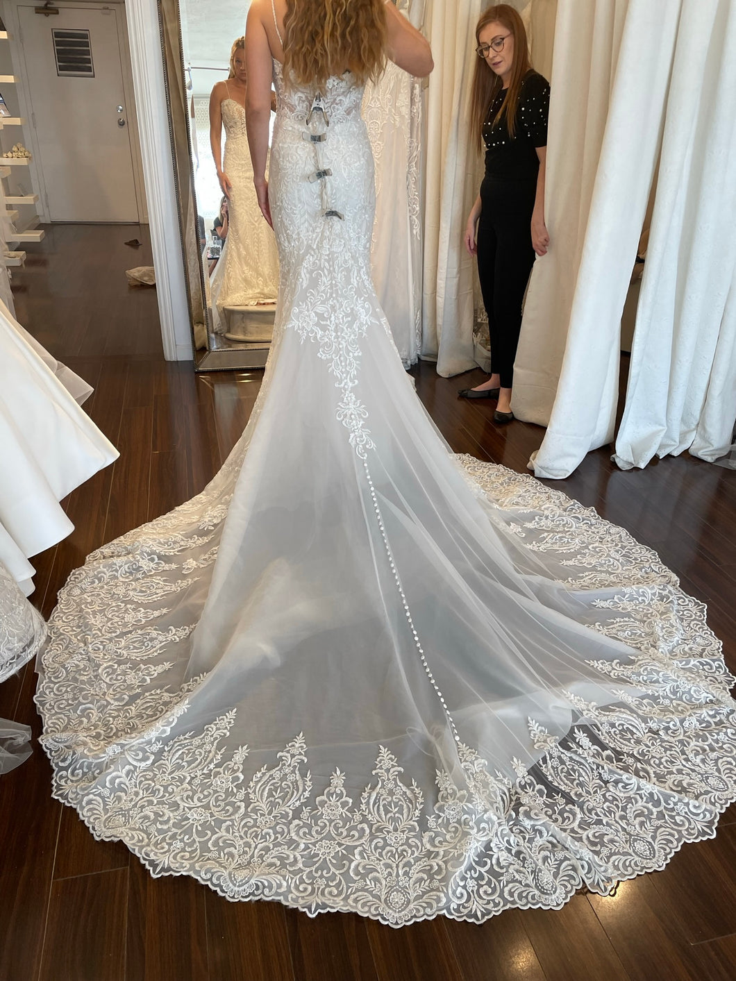 Martin Thornburg 'Fiona' wedding dress size-08 NEW