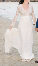 Load image into Gallery viewer, Carolina Herrera &#39;Claudette Dress&#39; wedding dress size-08 PREOWNED
