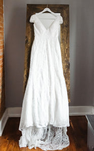 Lis simon 'Liam' wedding dress size-12 PREOWNED