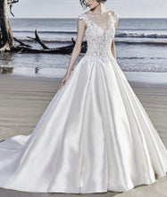 Load image into Gallery viewer, Sottero and Midgley &#39;HUNTINGTON&#39; wedding dress size-12 NEW
