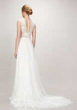 Load image into Gallery viewer, Theia &#39;Alicia&#39; size 12 sample wedding dress back view on model
