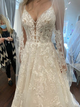 Load image into Gallery viewer, Moonlight Couture &#39;H1451&#39; wedding dress size-08 NEW
