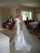 Load image into Gallery viewer, Melissa Sweet - Melissa Sweet - Nearly Newlywed Bridal Boutique - 1
