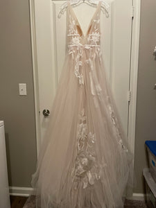 Willowby 'Hearst Gown' wedding dress size-00 PREOWNED