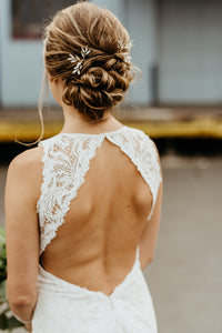 BHLDN 'Ventura' size 4 used wedding dress back view on bride