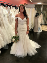 Load image into Gallery viewer, Maggie Sottero &#39;Afton&#39; size 14 new wedding dress front view on bride
