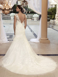 Casablanca '2110' size 10 used wedding dress back view on model