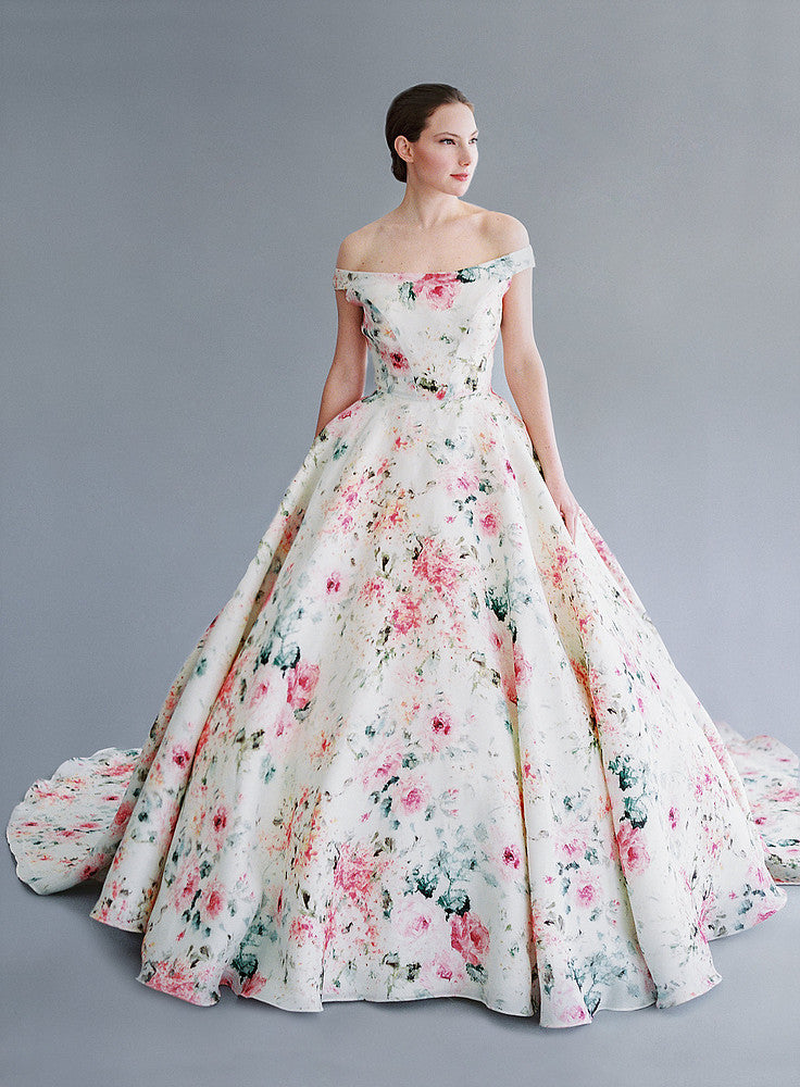 Jaclyn Jordan 'Alicia' size 6 sample wedding dress front view on model