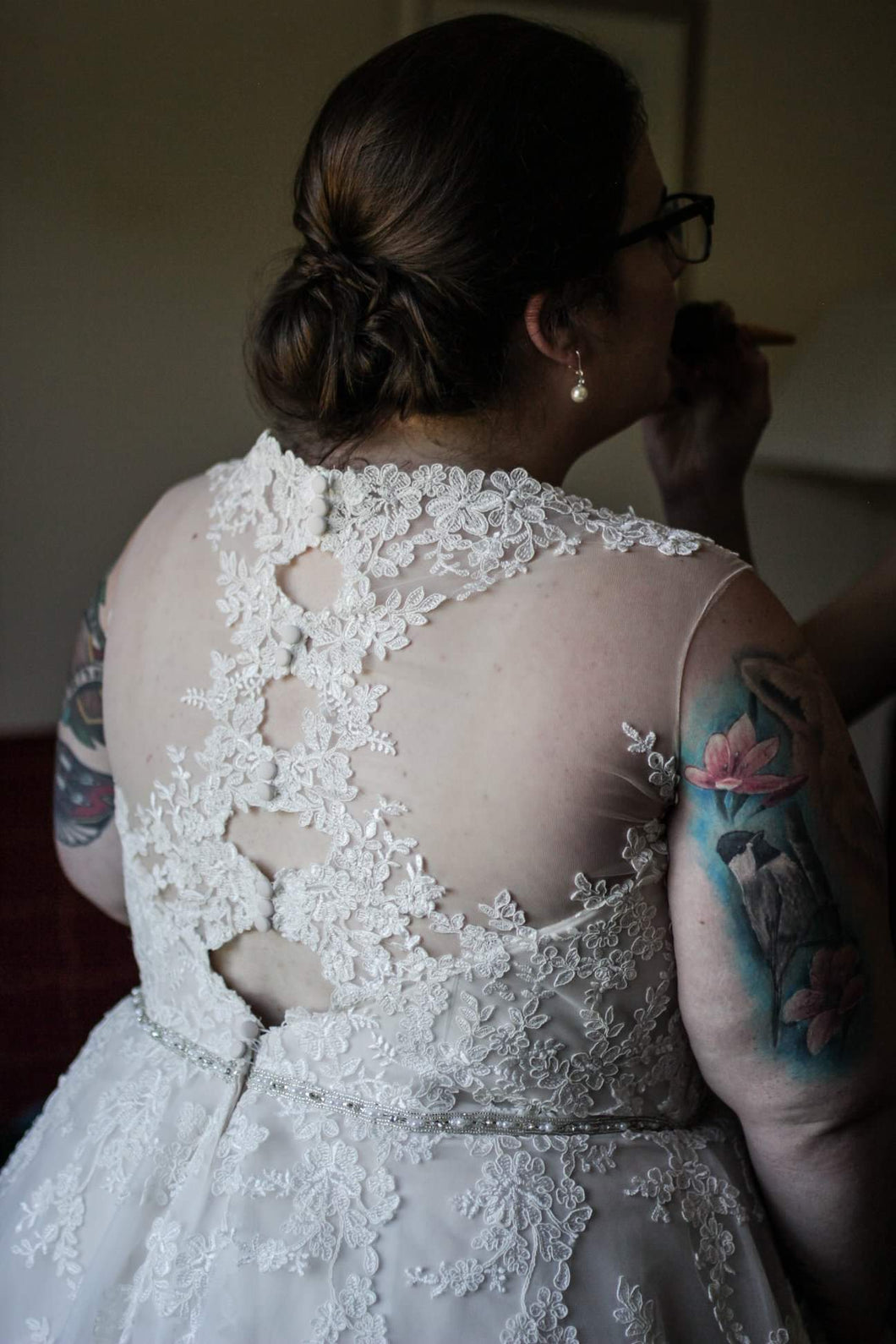 Rebecca Ingram 'Olivia' size 24 used wedding dress back view on bride