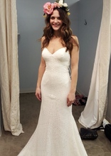 Load image into Gallery viewer, Watters &#39;Malta&#39; size 4 new wedding dress front view on model
