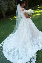 Load image into Gallery viewer, Allure &#39;C461&#39; size 10 used wedding dress back view on bride
