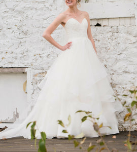 Stella York '6330' wedding dress size-00 PREOWNED