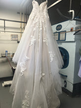 Load image into Gallery viewer, Lucia by Allison Webb bridal gowns &#39;92000 Margot &#39; wedding dress size-10 PREOWNED
