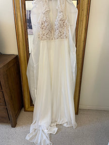 Maggie Sottero 'Gabriella' wedding dress size-12 SAMPLE