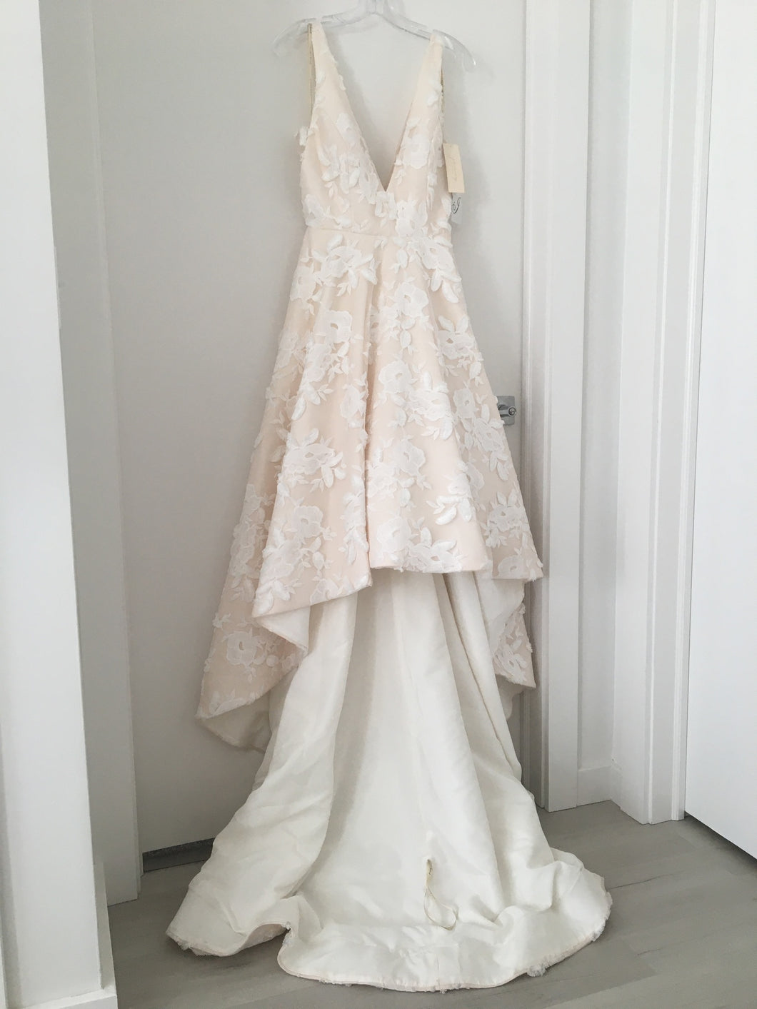 Jenny Yoo 'Riley' wedding dress size-08 SAMPLE