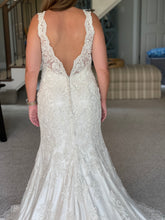Load image into Gallery viewer, Mori Lee &#39;14895&#39; wedding dress size-14 NEW
