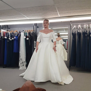 Casablanca '2415 Macy' wedding dress size-18 NEW