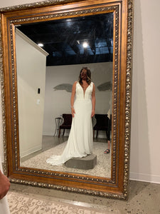 Alec Milano 'Landry' wedding dress size-08 NEW