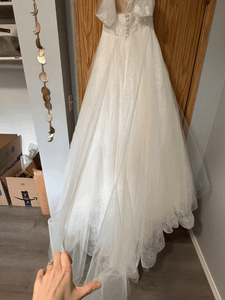 Lea Ann Belter 'Rita - lace and tulle ballgown with sheer corset bodice and detachable straps' wedding dress size-04 SAMPLE