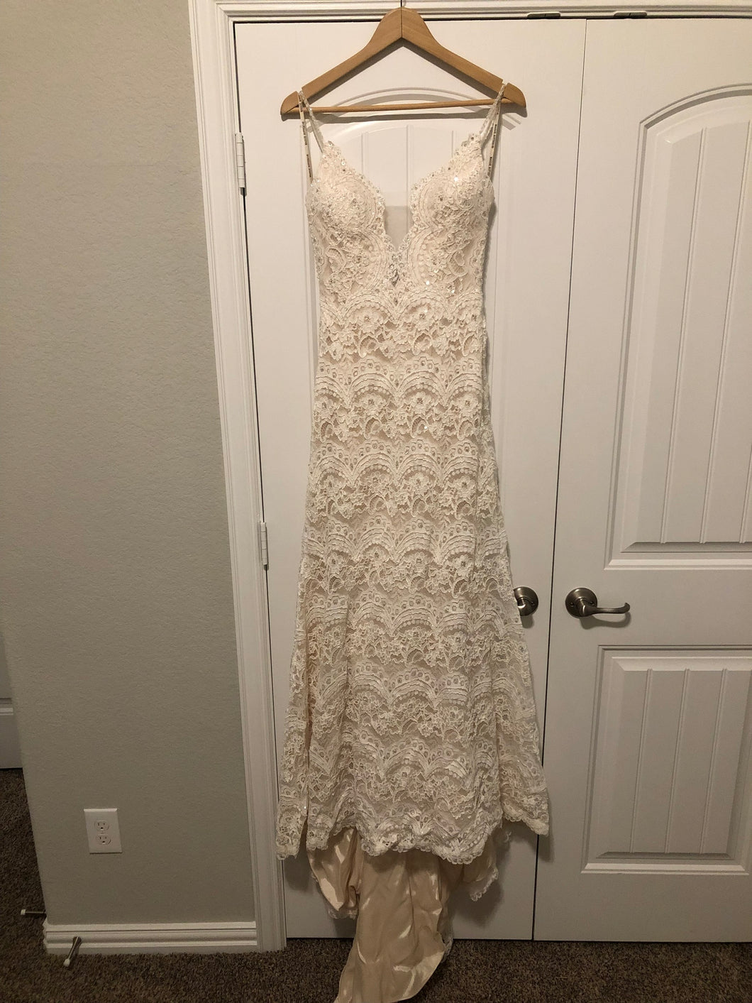 Maggie Sottero 'Mietra' wedding dress size-04 PREOWNED