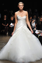 Load image into Gallery viewer, Monique Lhuillier &#39;Cecelia&#39; size 8 sample wedding dress front view on model
