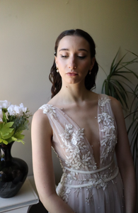 Liz martinez 'Raffaella' wedding dress size-04 PREOWNED