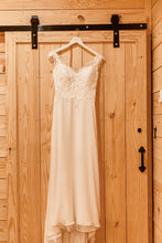 Load image into Gallery viewer, Lillian West &#39;66097LND&#39; wedding dress size-06 PREOWNED
