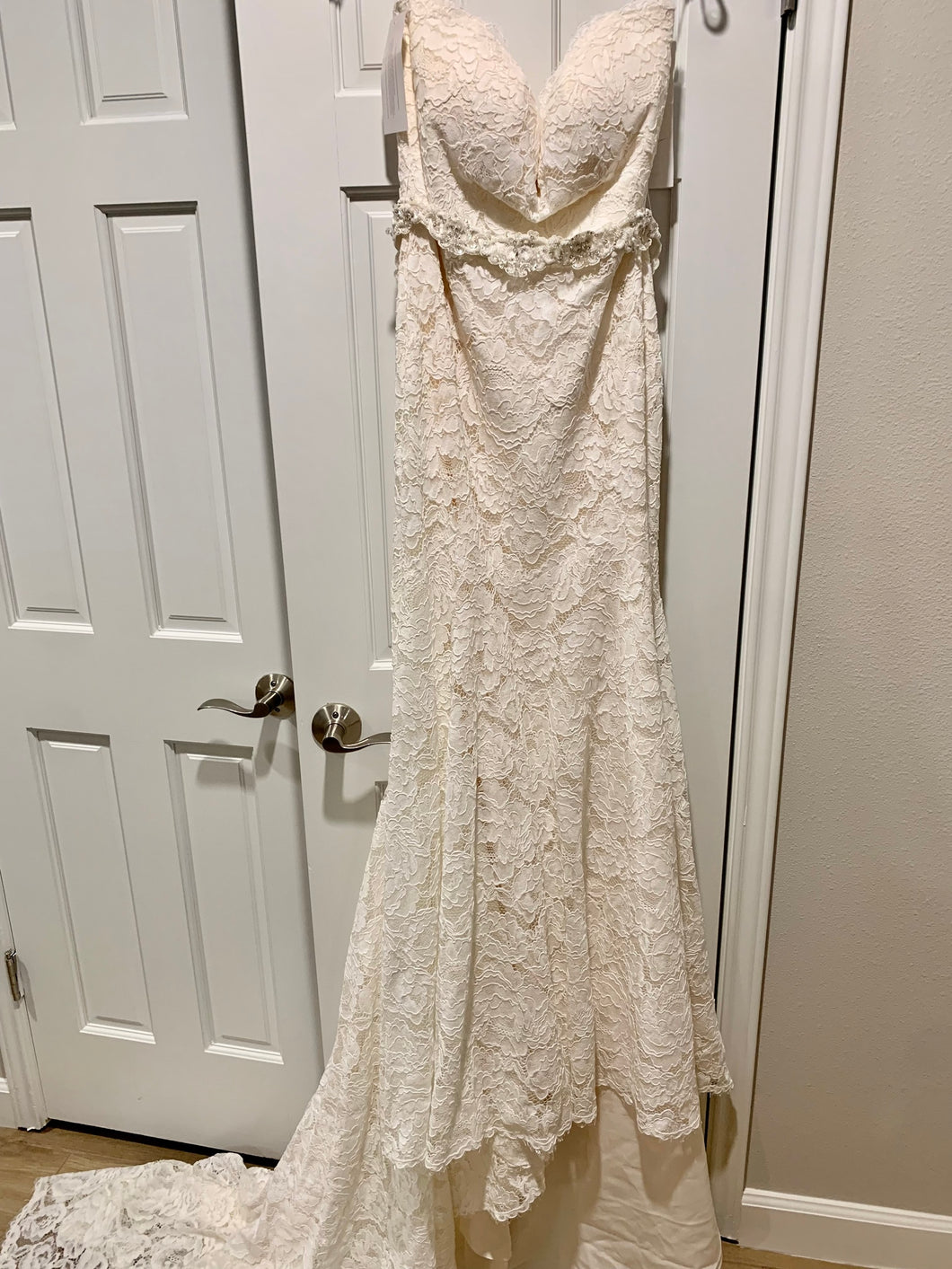 Paloma Blanca 'Aster' wedding dress size-12 NEW
