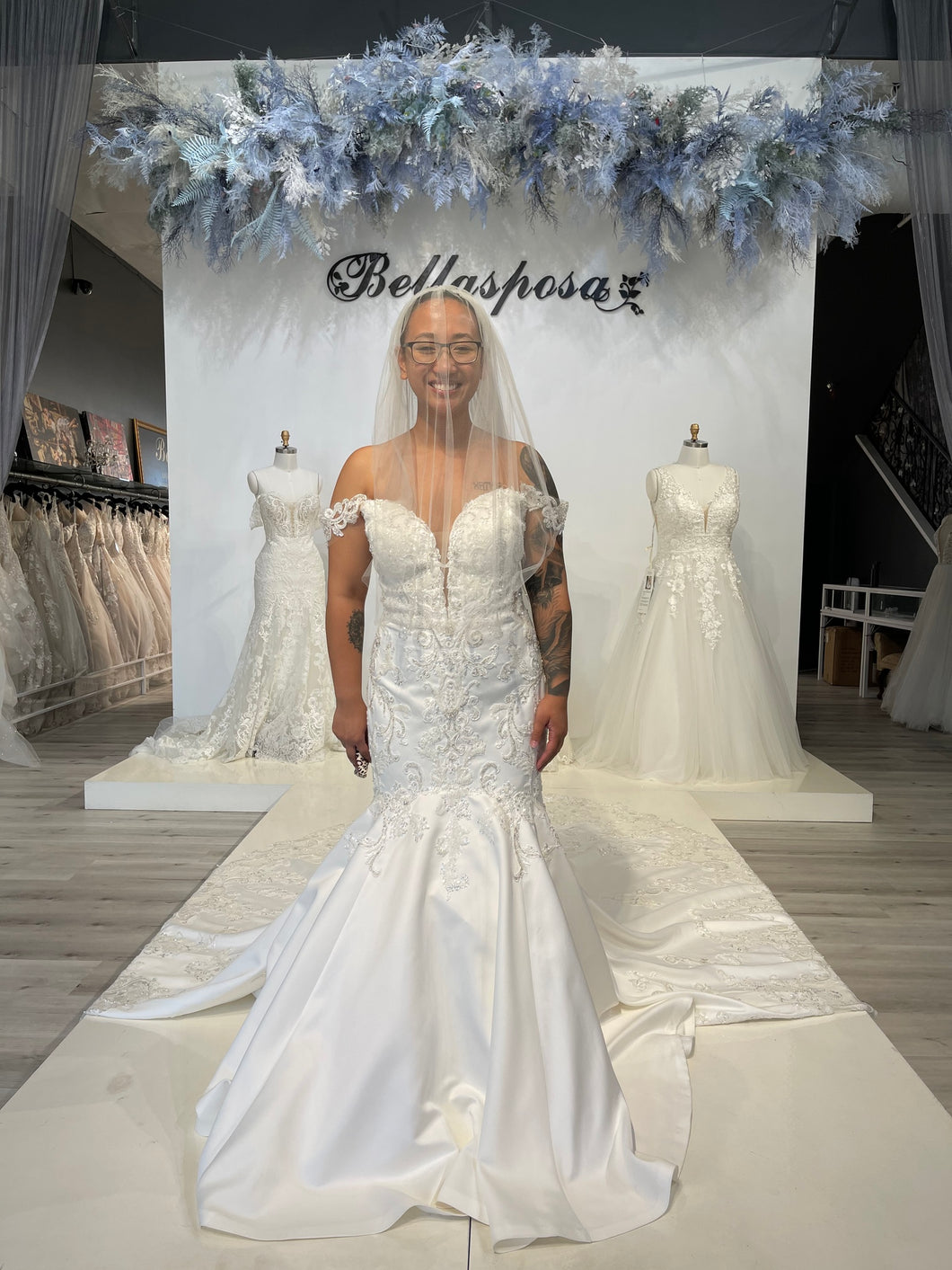 Allure Bridals 'D294' wedding dress size-10 NEW