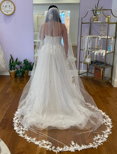 Maggie Sottero 'Mavis' wedding dress size-08 NEW