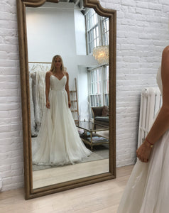 Leanne Marshall 'Aura' wedding dress size-04 NEW