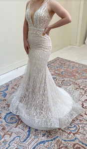 Calla Blanche 'Carissa 17252' wedding dress size-10 SAMPLE