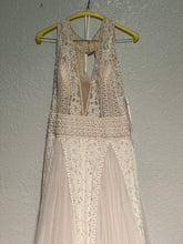 Load image into Gallery viewer, Chic Nostalgia &#39;echo&#39; wedding dress size-12 PREOWNED
