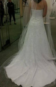 David's Bridal 'V3587' size 10 used wedding back view on bride