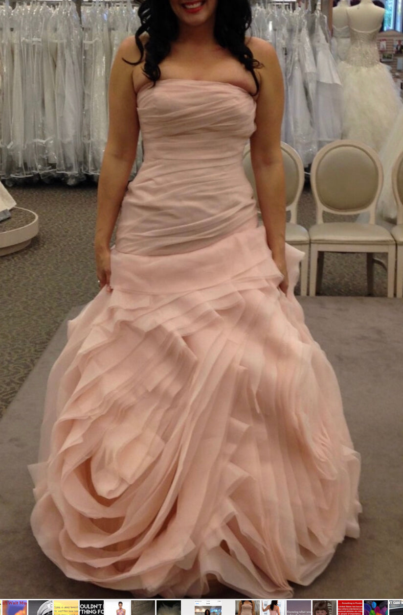 Vera Wang White 'Blush Pink' size 12 used wedding dress – Nearly 