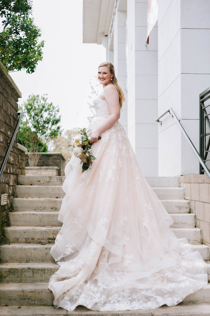 Martina Liana '821' wedding dress size-14 PREOWNED