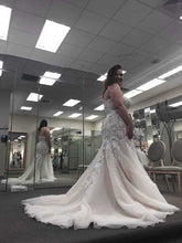 Load image into Gallery viewer, David&#39;s Bridal &#39;10012816&#39; wedding dress size-14 NEW
