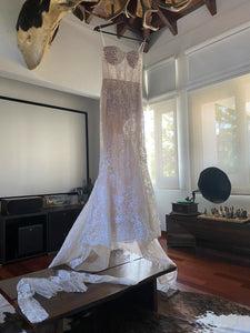 BERTA '21-104' wedding dress size-04 PREOWNED