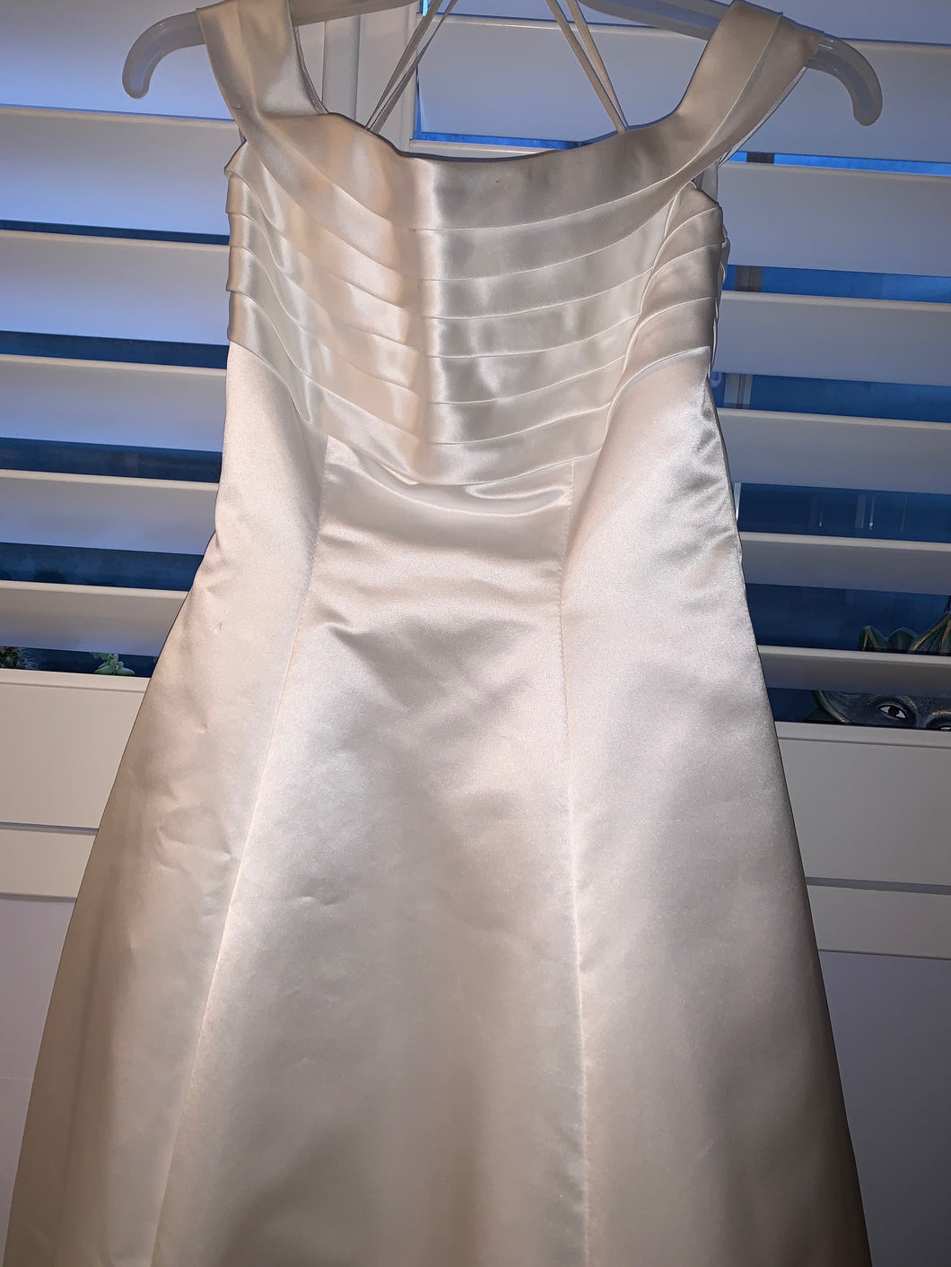 Mori Lee 'Off The Shoulder' size 4 used wedding dress front view on hanger