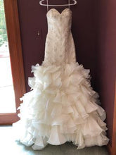 Load image into Gallery viewer, Maggie Sottero &#39;Serencia - 5MT118&#39; wedding dress size-06 NEW
